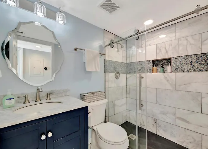 Access & Heated Pool For 8 Holiday home Clearwater Beach